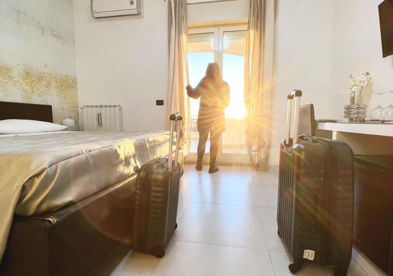 Hotel Skyline Civitavecchia Zewnętrze zdjęcie